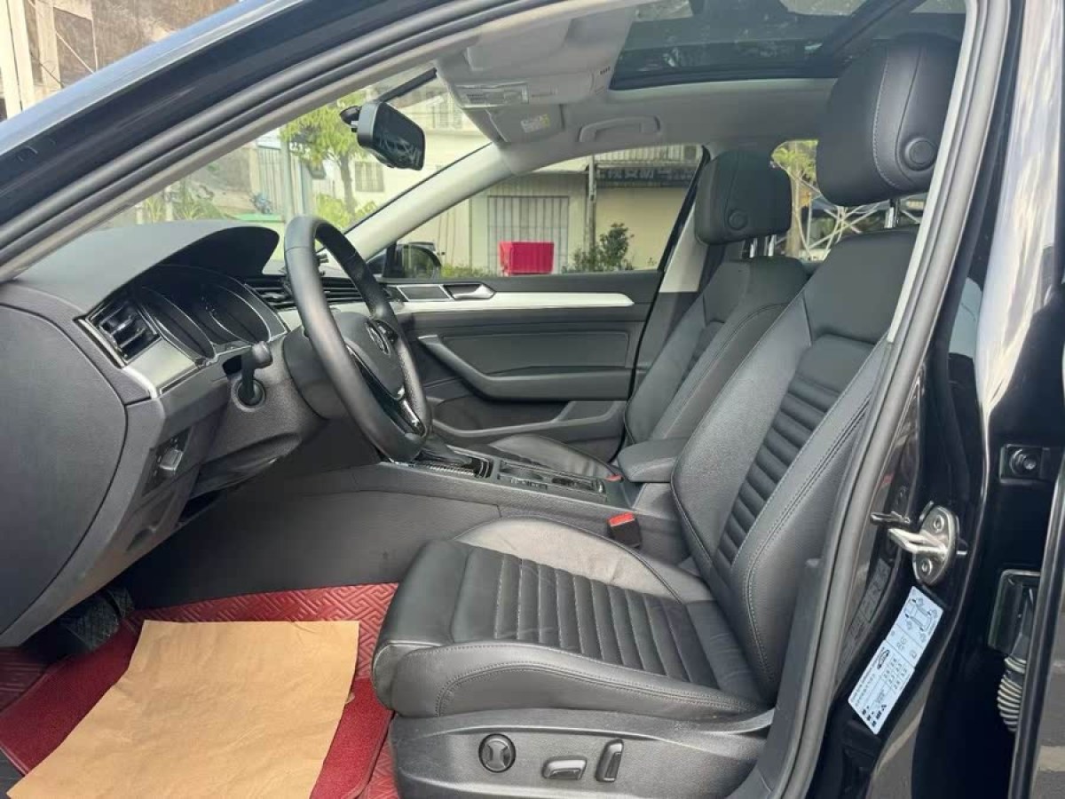 大眾 邁騰  2019款  330TSI DSG 領(lǐng)先型 國VI圖片