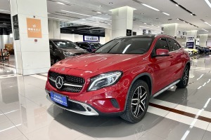 奔馳GLA 奔馳 GLA 200 時(shí)尚型