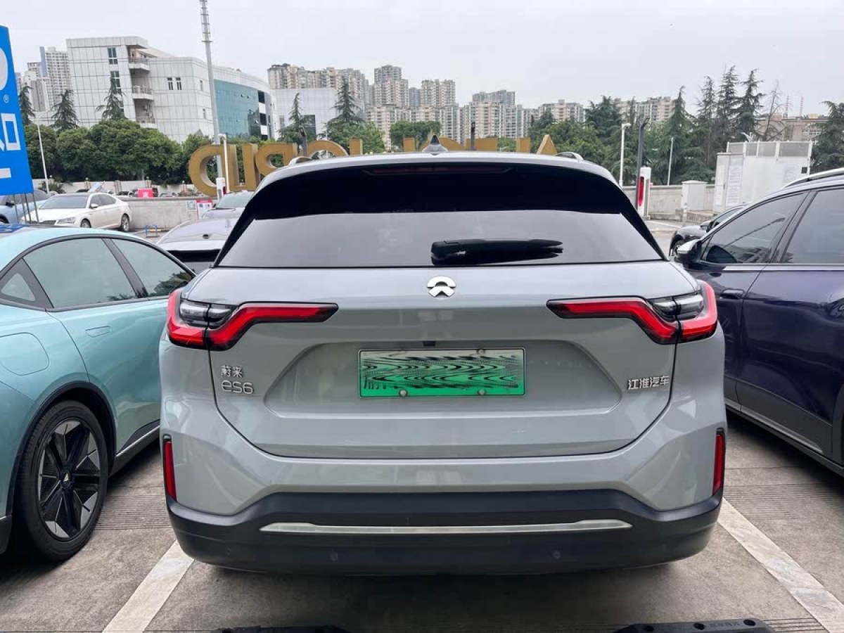 蔚來 ES6  2022款 100kWh 運(yùn)動(dòng)版圖片