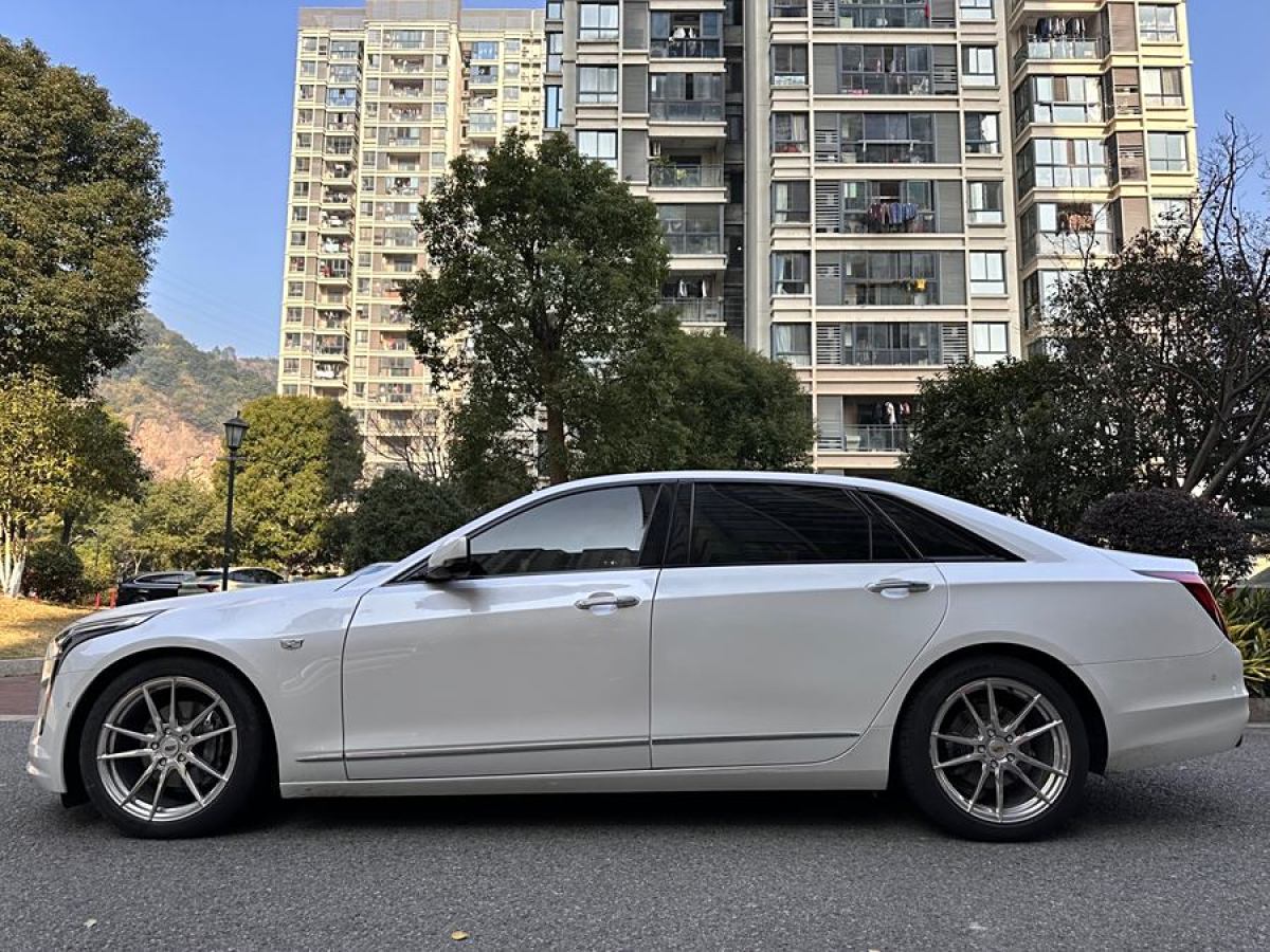 凱迪拉克 CT6  2019款 28T 鉑金版圖片