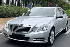 奔馳E級(jí) 奔馳 E 260 L CGI優(yōu)雅型