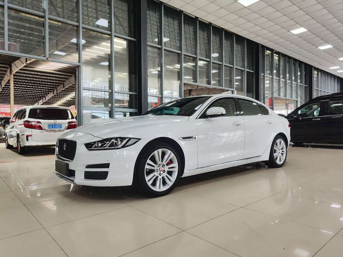 捷豹 XE  2018款 2.0T 200PS 兩驅(qū)R-Sport運動版圖片