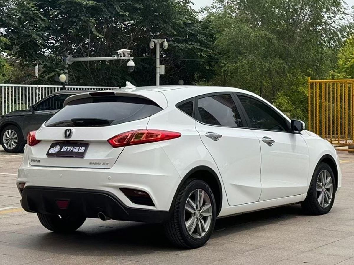 長(zhǎng)安 逸動(dòng)XT  2016款 1.6L 手動(dòng)俊酷型圖片