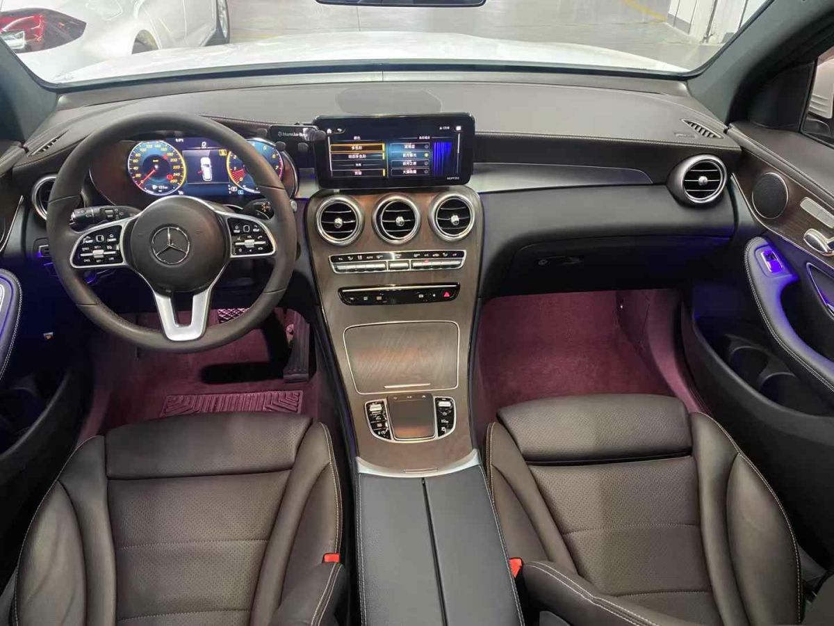 奔馳 奔馳GLC  2021款 GLC 300 4MATIC 轎跑SUV圖片