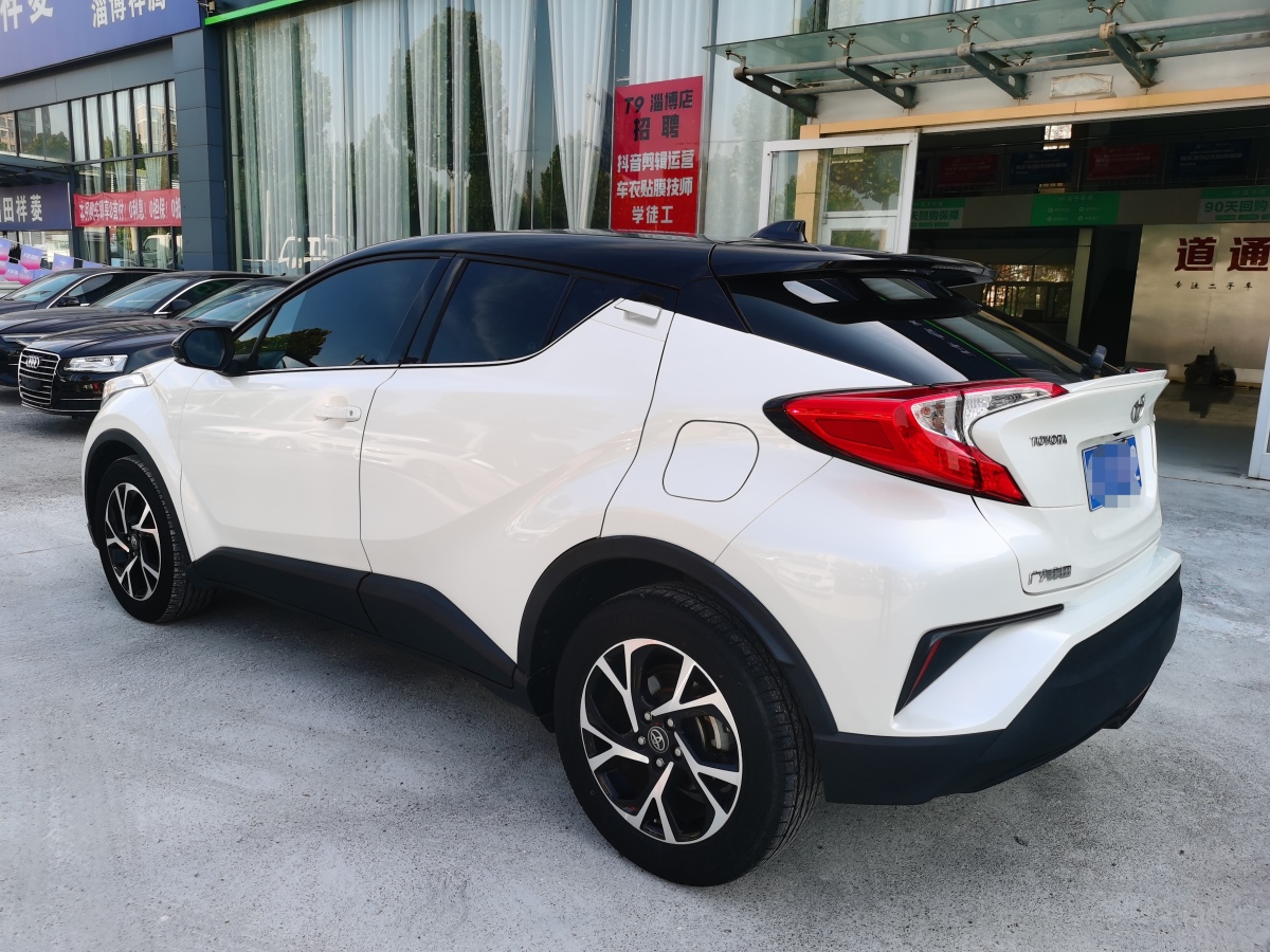 2021年5月豐田 C-HR  2020款 2.0L 領(lǐng)先版