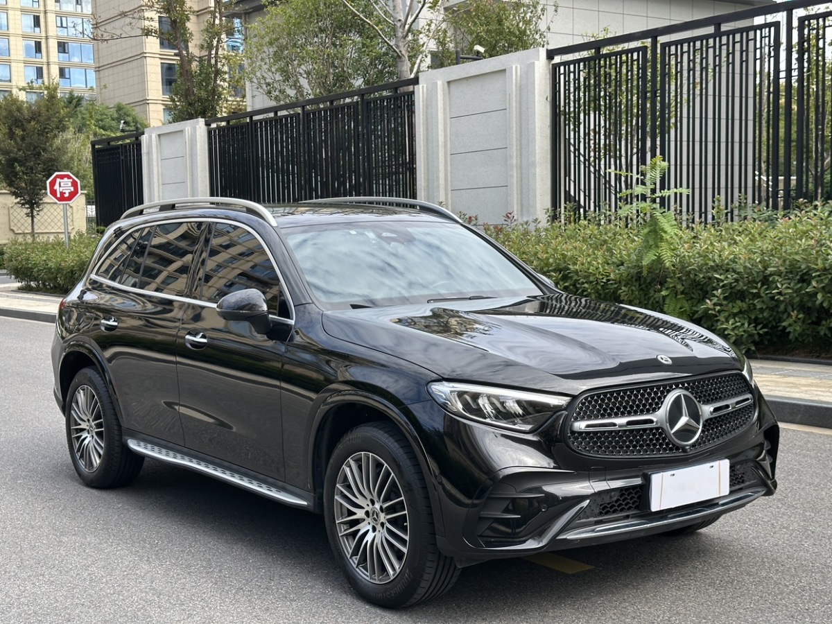 奔馳 奔馳GLC  2023款 GLC 300 L 4MATIC 動(dòng)感型 7座圖片