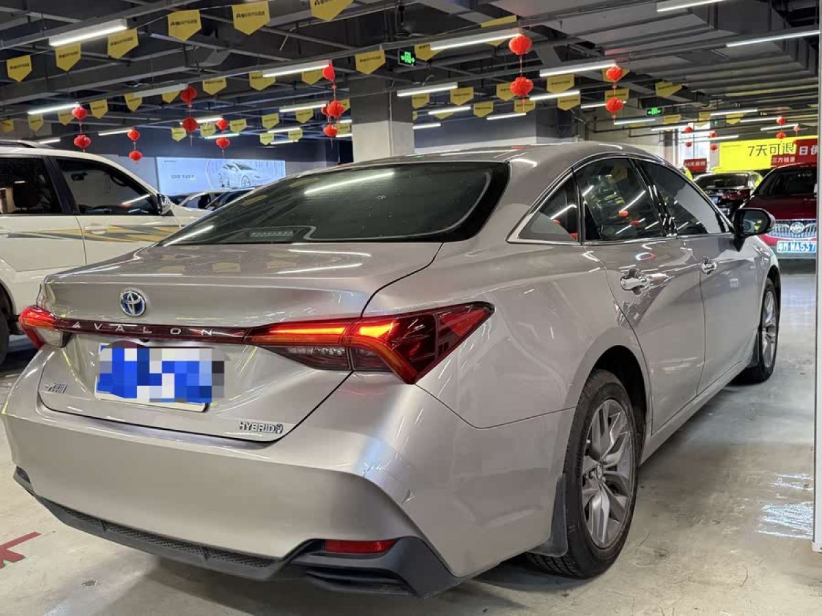 豐田 亞洲龍  2019款 雙擎 2.5L 豪華版 國(guó)VI圖片