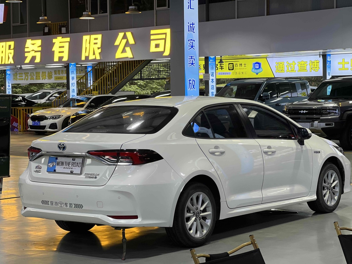 豐田 卡羅拉  2021款 雙擎 1.8L E-CVT精英版圖片