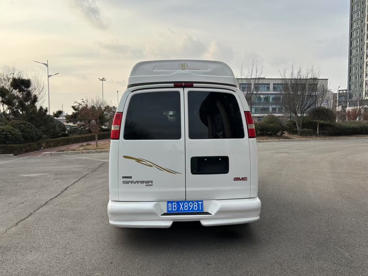 GMC SAVANA  2013款 5.3L 四驅(qū)領(lǐng)袖版圖片