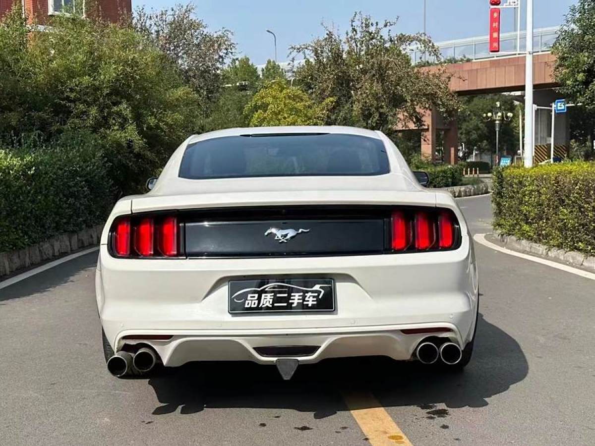 福特 Mustang  2017款 2.3T 運(yùn)動版圖片