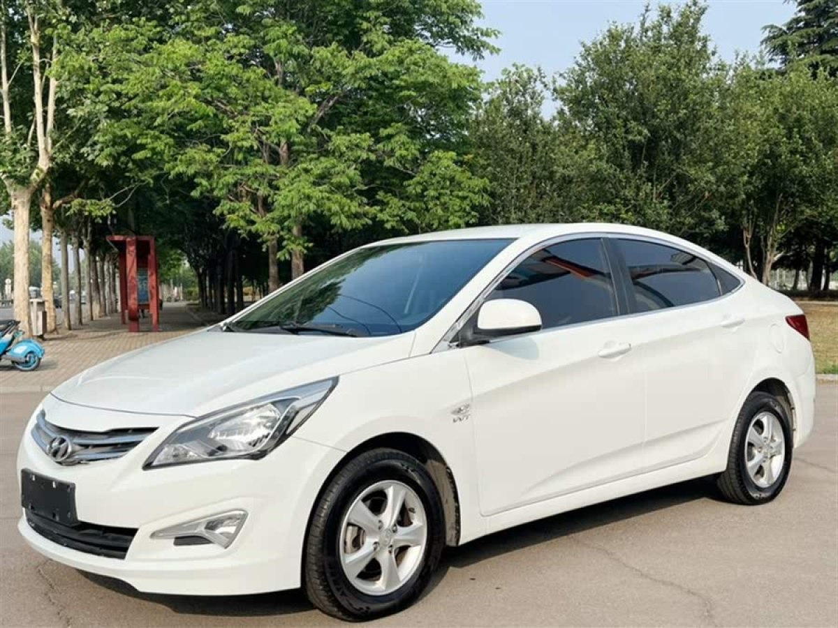 現(xiàn)代 瑞納  2014款 1.4L 自動智能型GLS圖片