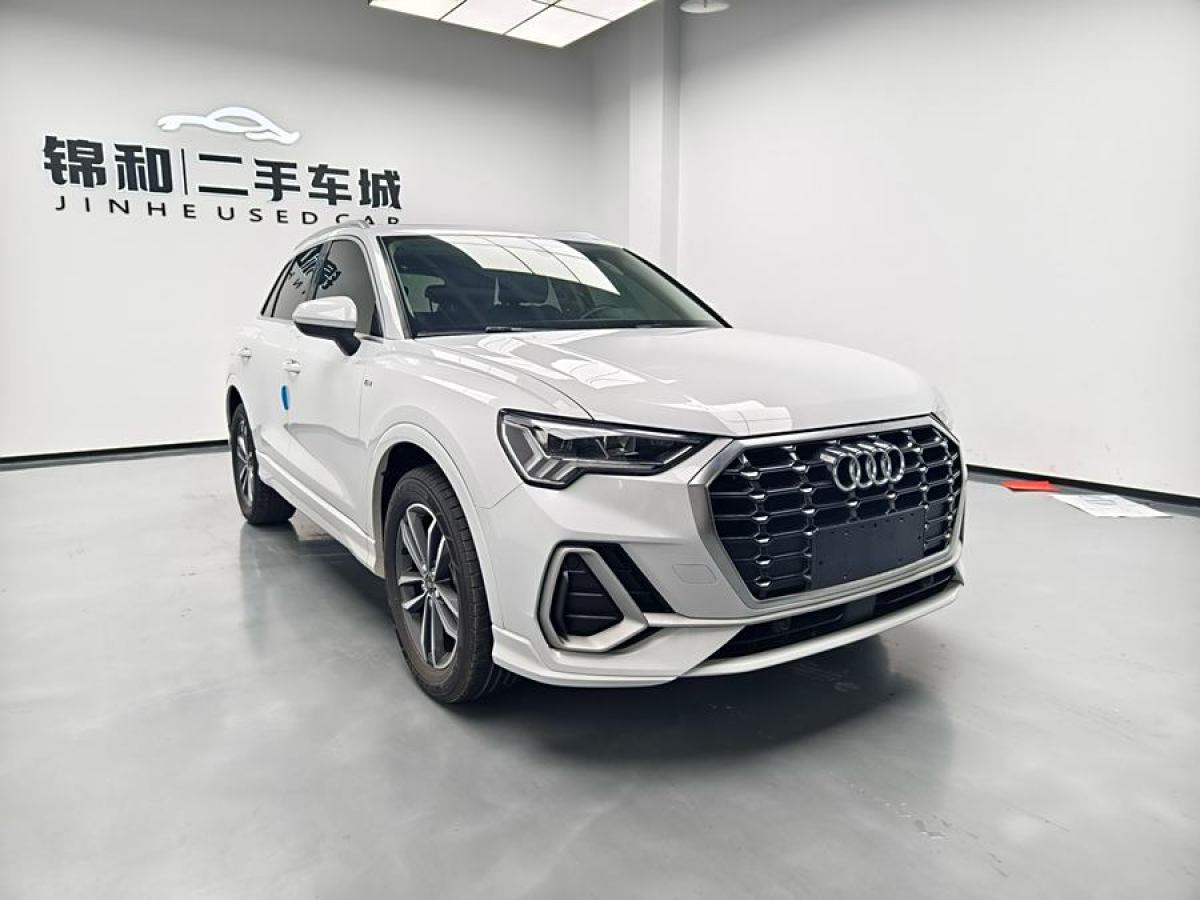 奧迪 奧迪Q3  2022款 35 TFSI 時(shí)尚動(dòng)感型圖片