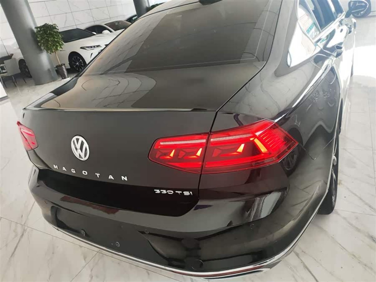 大眾 邁騰  2020款 330TSI DSG 領(lǐng)先型圖片