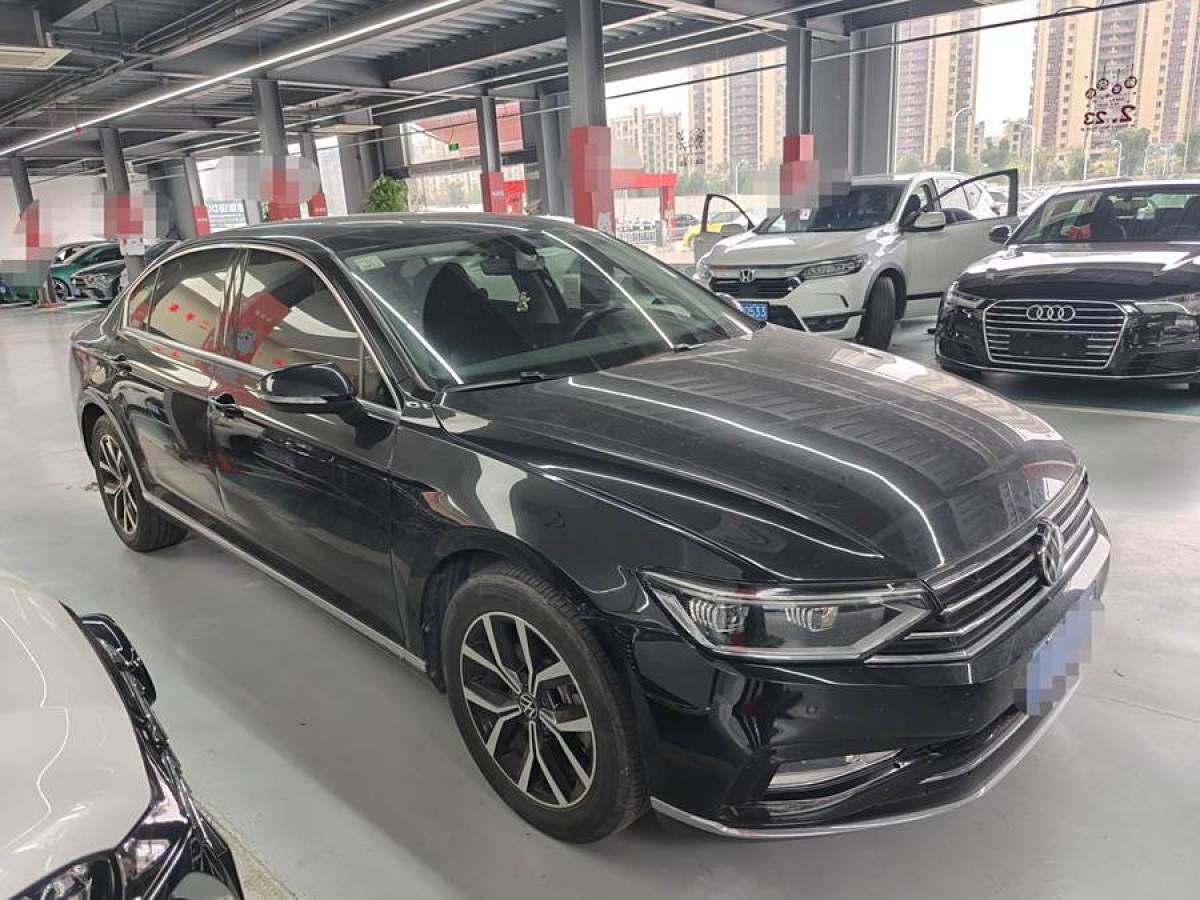 大眾 邁騰  2020款 330TSI DSG 領(lǐng)先型圖片