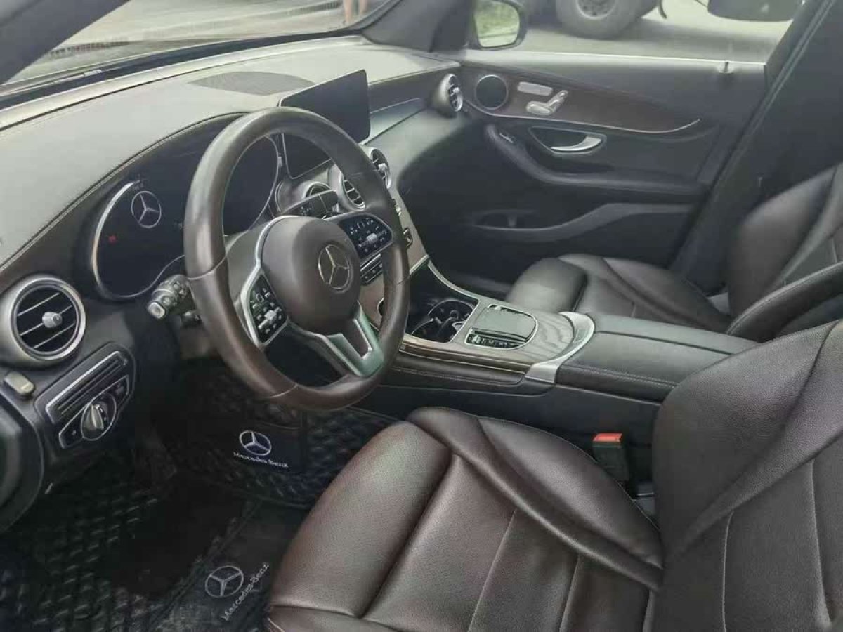 奔馳 奔馳GLC  2018款 改款 GLC 300 4MATIC 動感型圖片