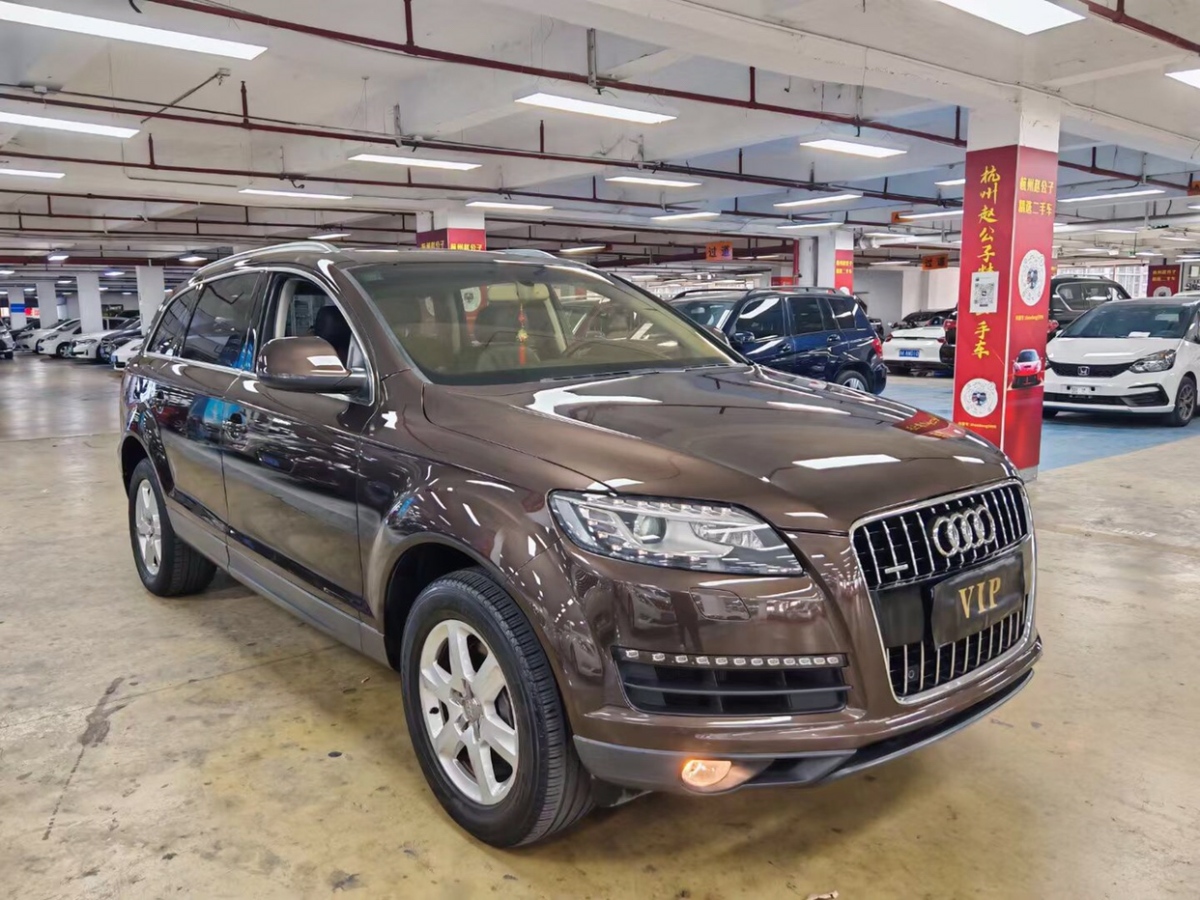 奧迪 奧迪Q7  2015款 35 TFSI 進(jìn)取型圖片