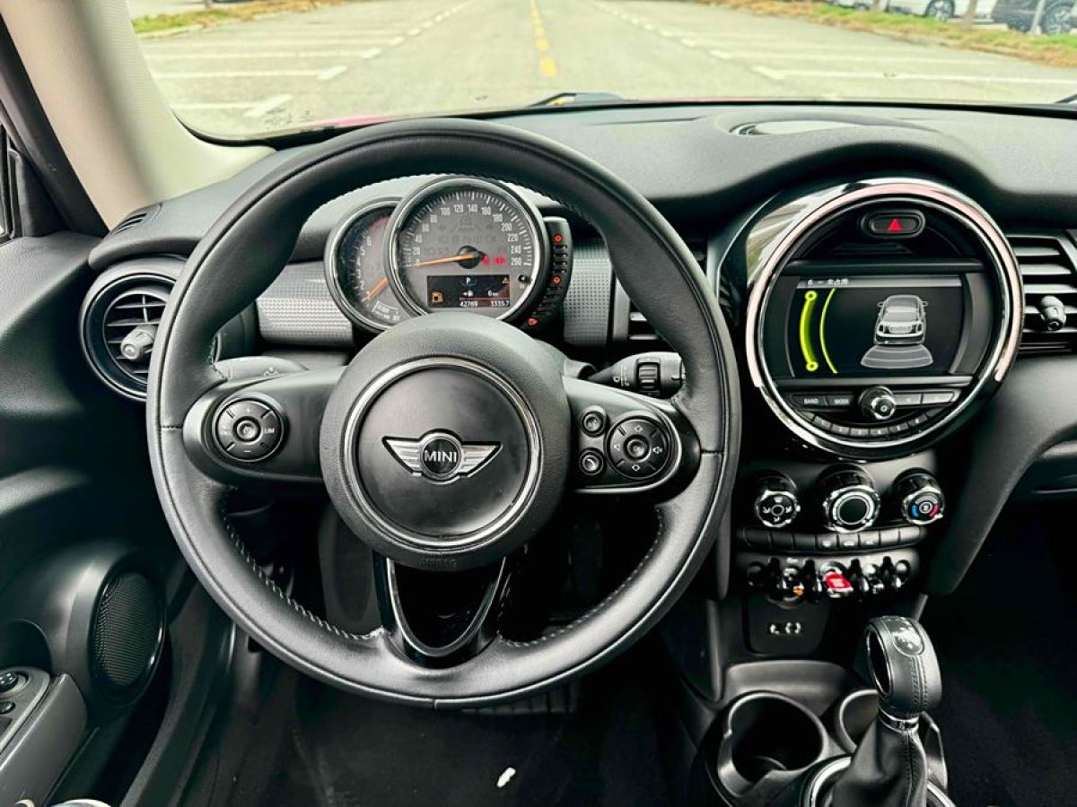 MINI CLUBMAN  2016款 改款 1.5T COOPER圖片