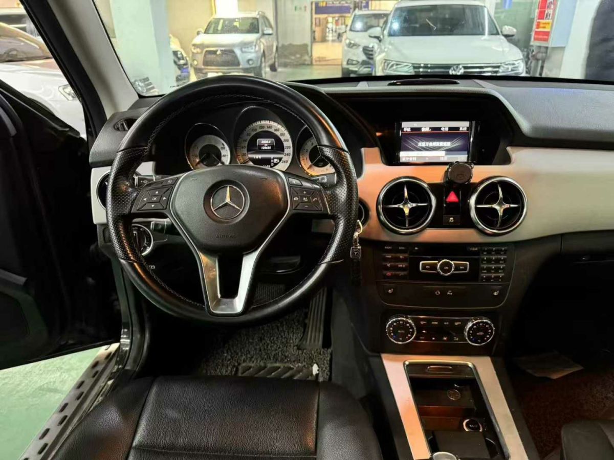 奔馳 奔馳GLK級  2013款 GLK 300 4MATIC 動感型圖片