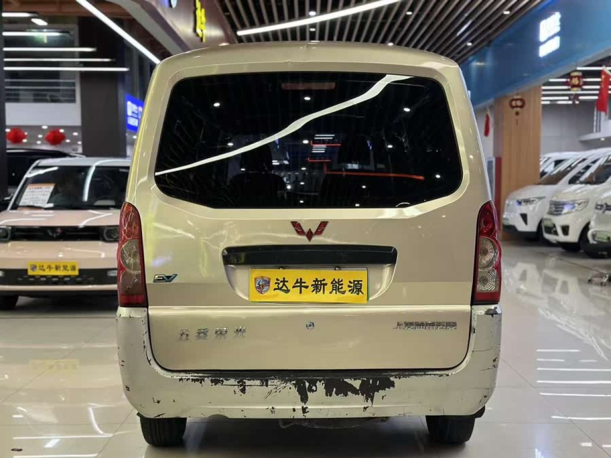 五菱 五菱榮光EV  2022款 基本型客車鵬輝電池圖片