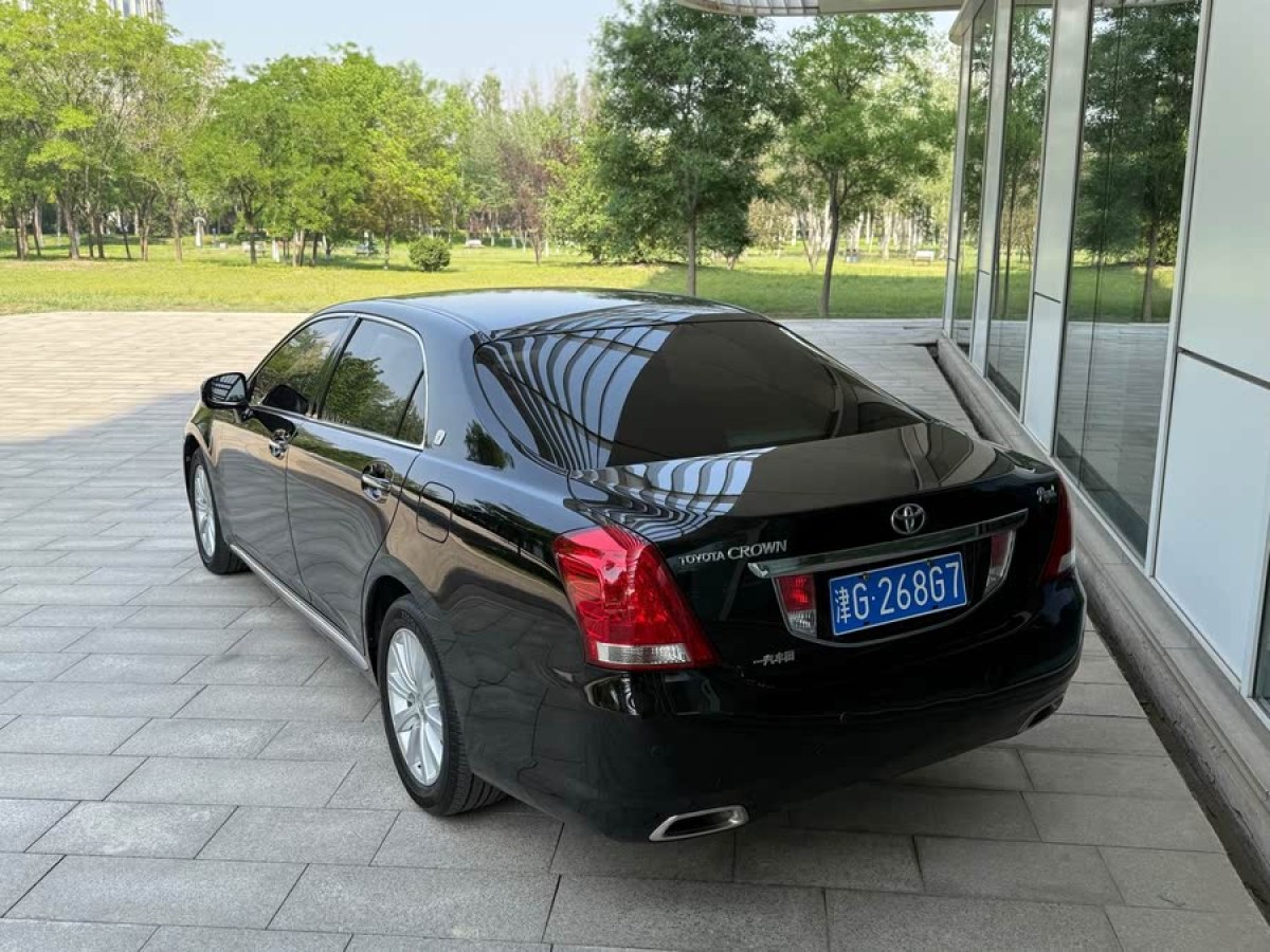 豐田 皇冠  2010款 2.5L Royal圖片