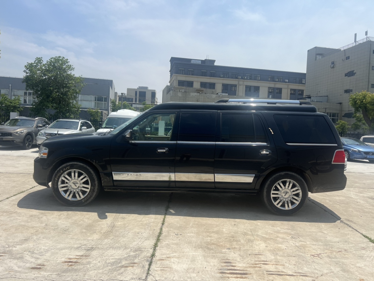 林肯 領(lǐng)航員  2004款 5.4L圖片
