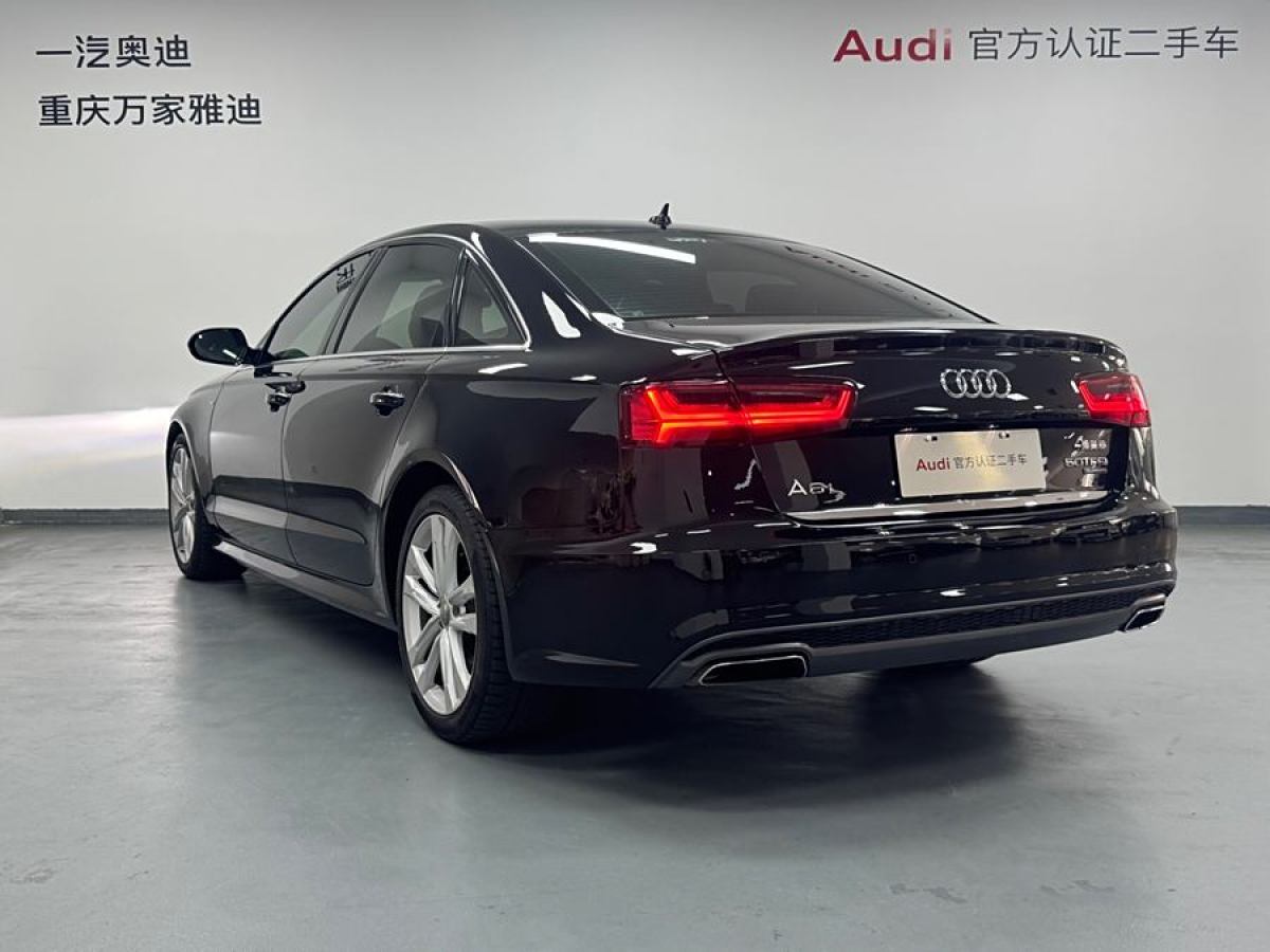 2018年9月奧迪 奧迪A4L  2018款 30周年年型 45 TFSI quattro 運(yùn)動型