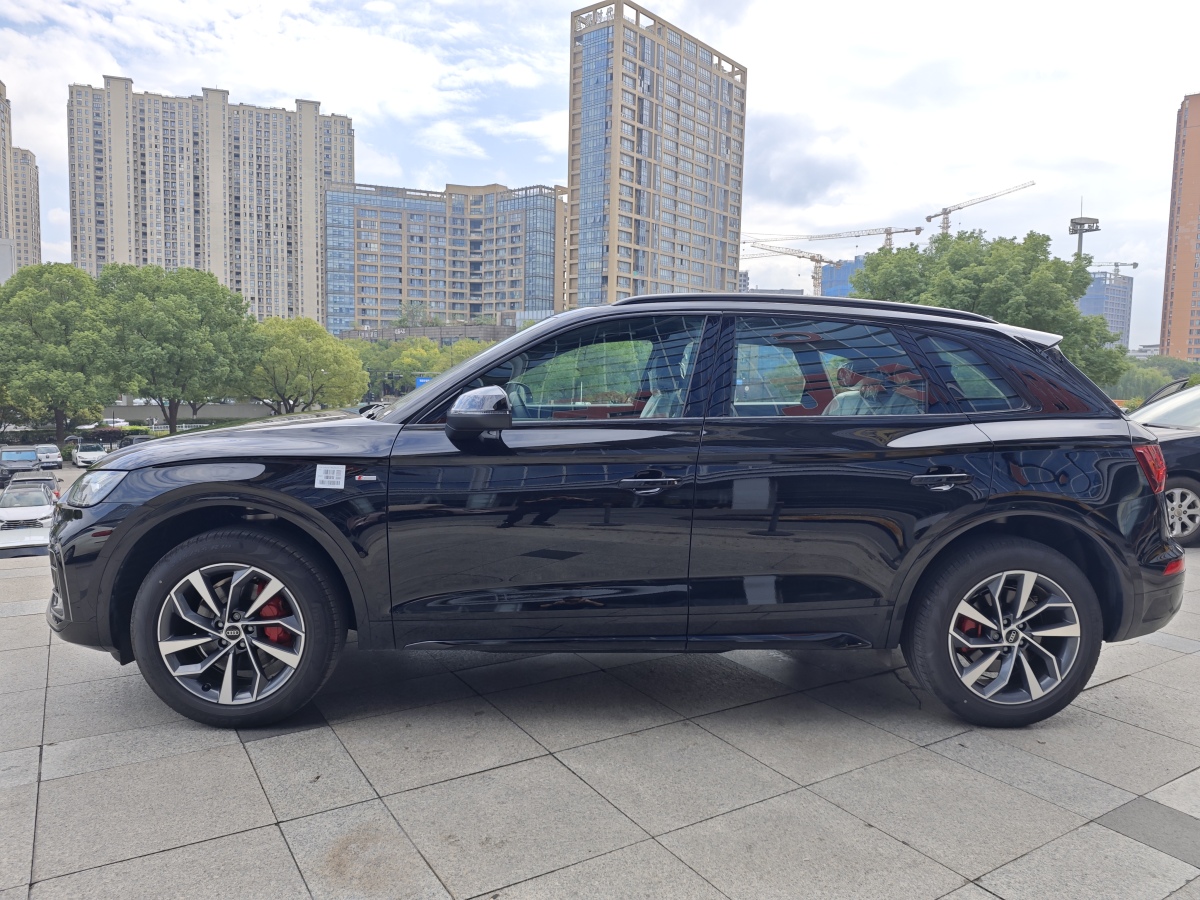 奧迪 奧迪Q5L  2024款 40 TFSI 豪華動感型圖片