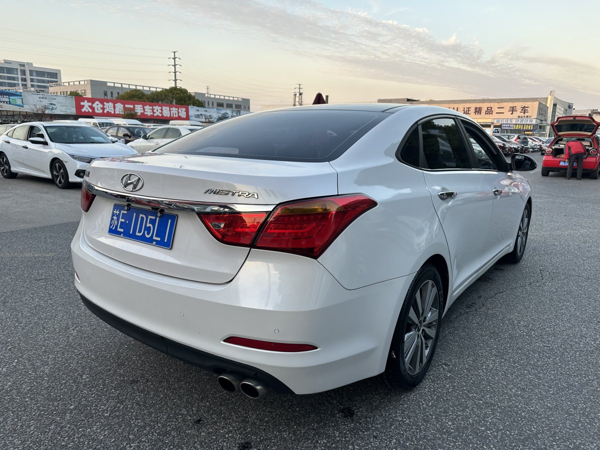 現代 名圖 2014款 1.8l 自動尊貴型dlx圖片