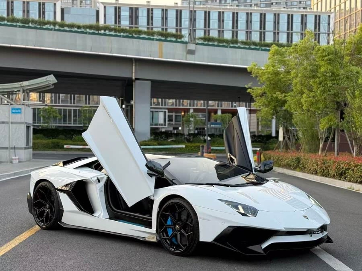 蘭博基尼 Aventador  2011款 LP 700-4圖片