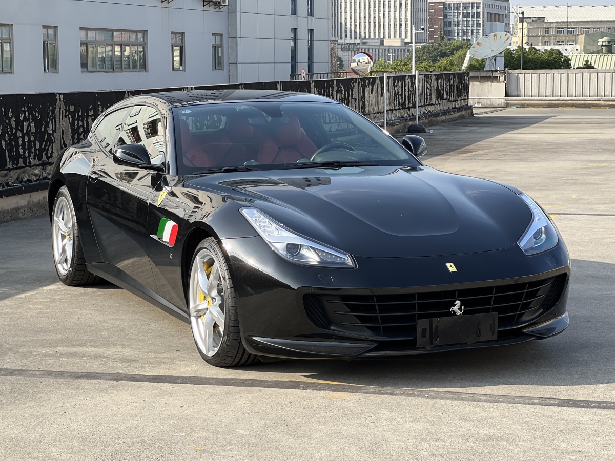 法拉利 gtc4lusso 2017款 3.9t v8圖片