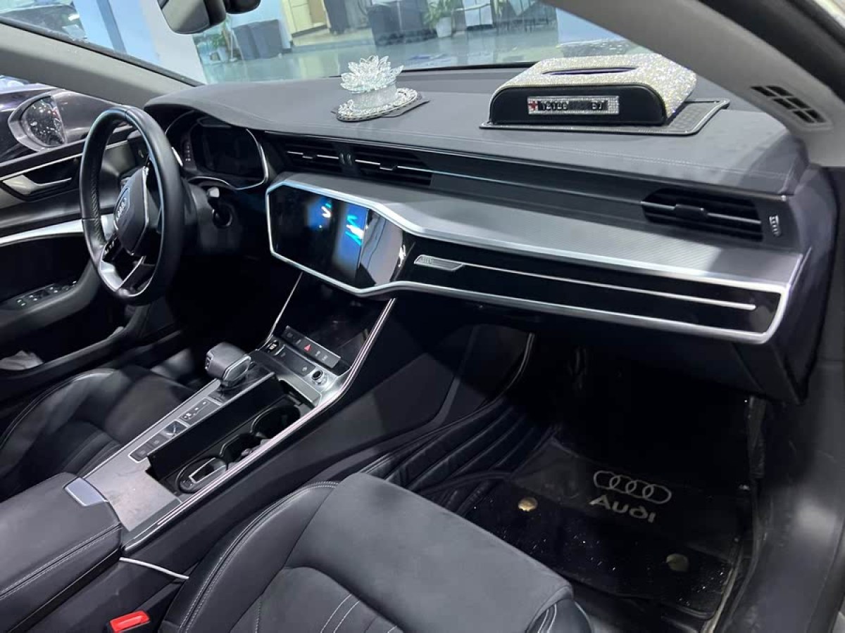 奧迪 奧迪A7L  2023款 45 TFSI quattro S-line 影武士版圖片