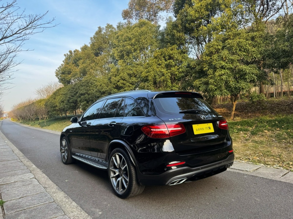 奔驰 奔驰GLC AMG  2017款 AMG GLC 43 4MATIC 特别版图片