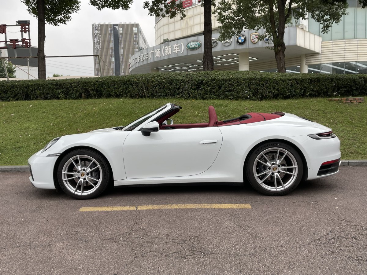 保時(shí)捷 911  2023款 Carrera Cabriolet 3.0T圖片