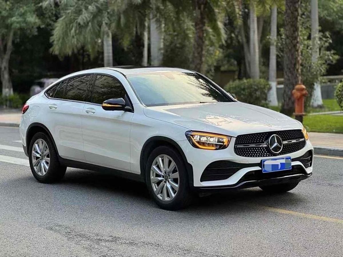 奔馳 奔馳GLC  2022款 改款 GLC 260 4MATIC 轎跑SUV圖片