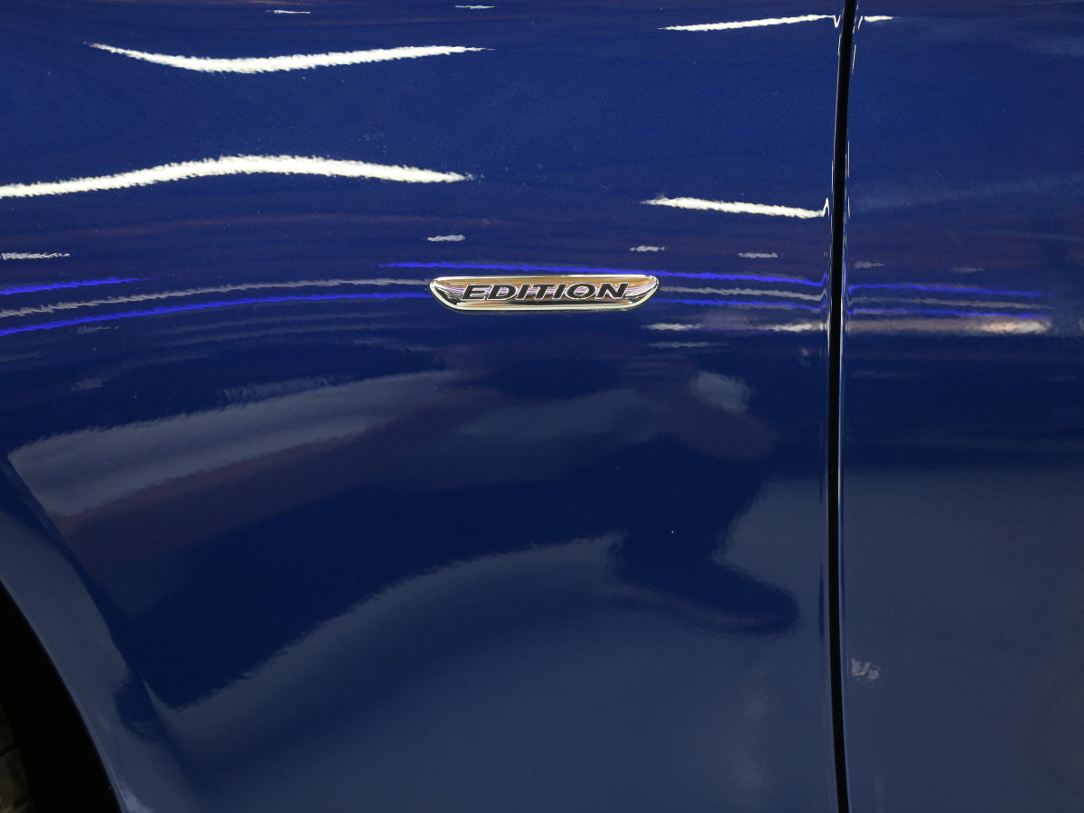 奔驰 奔驰C级  2018款 C 200 L 运动版 成就特别版图片