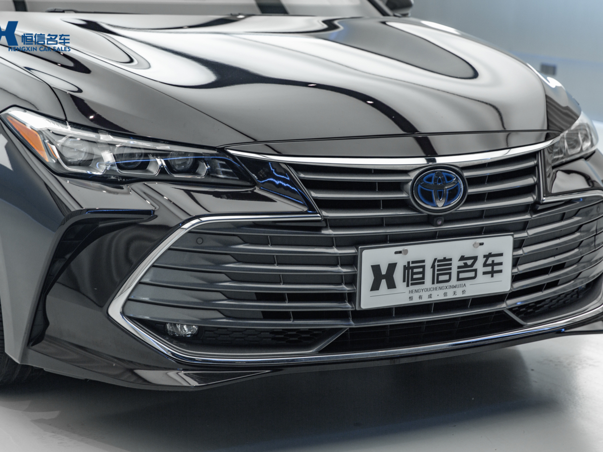 丰田 亚洲龙  2019款 双擎 2.5L Limited旗舰版 国VI图片