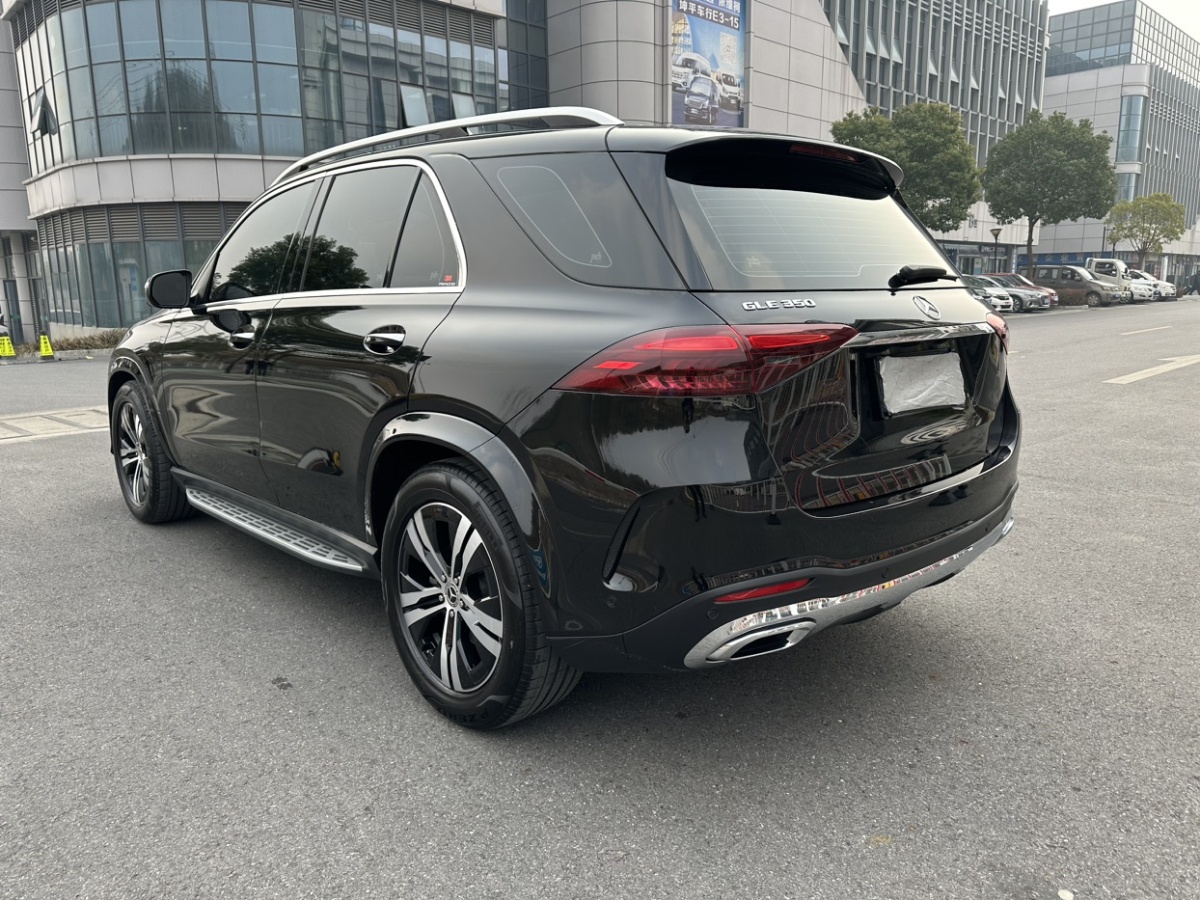 奔馳 奔馳GLE  2025款 GLE 350 4MATIC 時(shí)尚型圖片