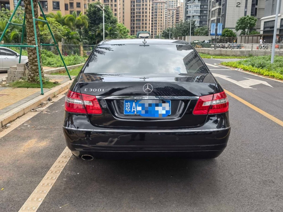 奔驰 奔驰E级  2013款 E 260 L CGI优雅型图片