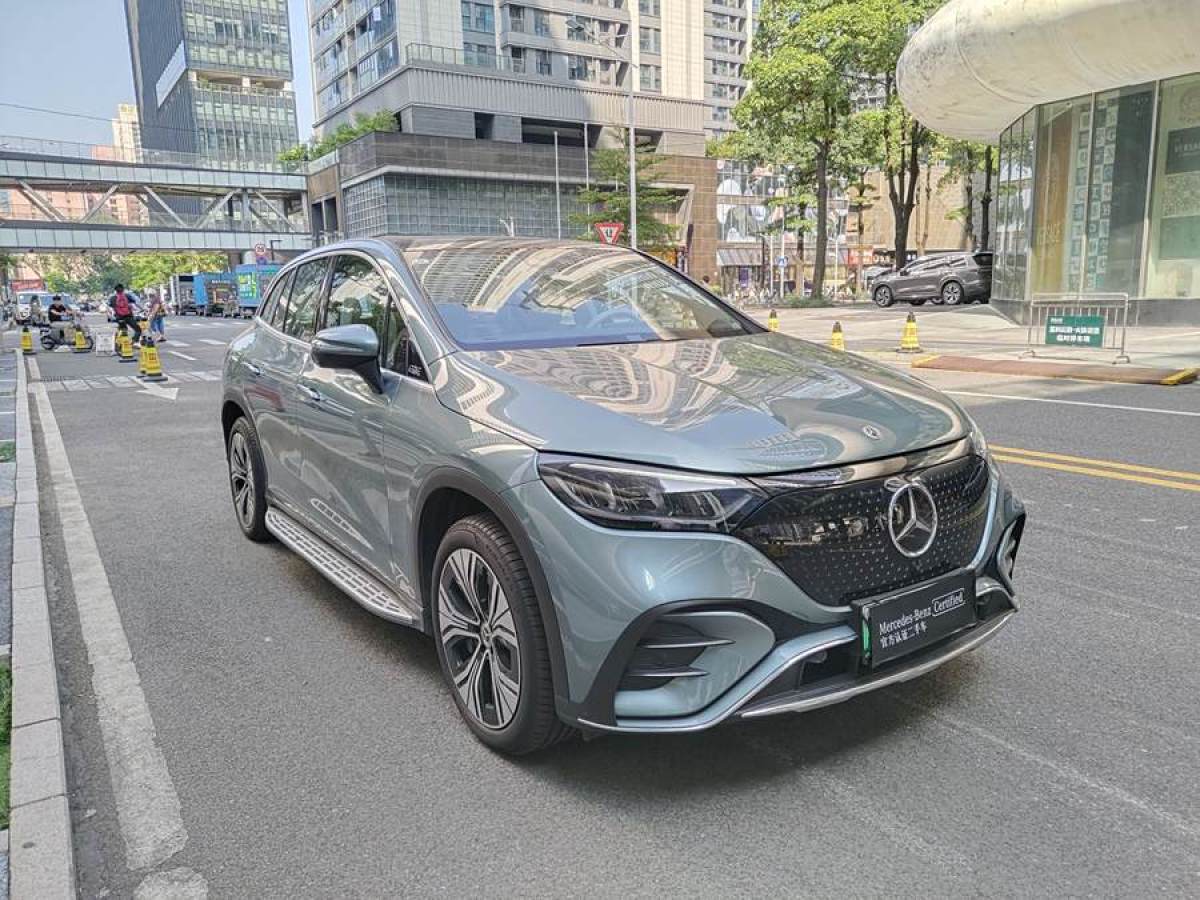 2024年5月奔馳 奔馳EQE SUV  2024款 350 4MATIC 豪華版