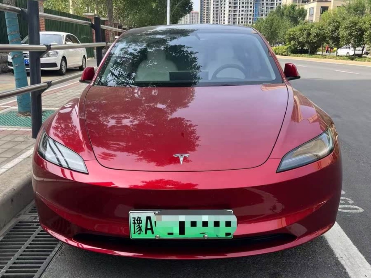 特斯拉 Model 3  2023款 煥新版 后輪驅(qū)動(dòng)圖片