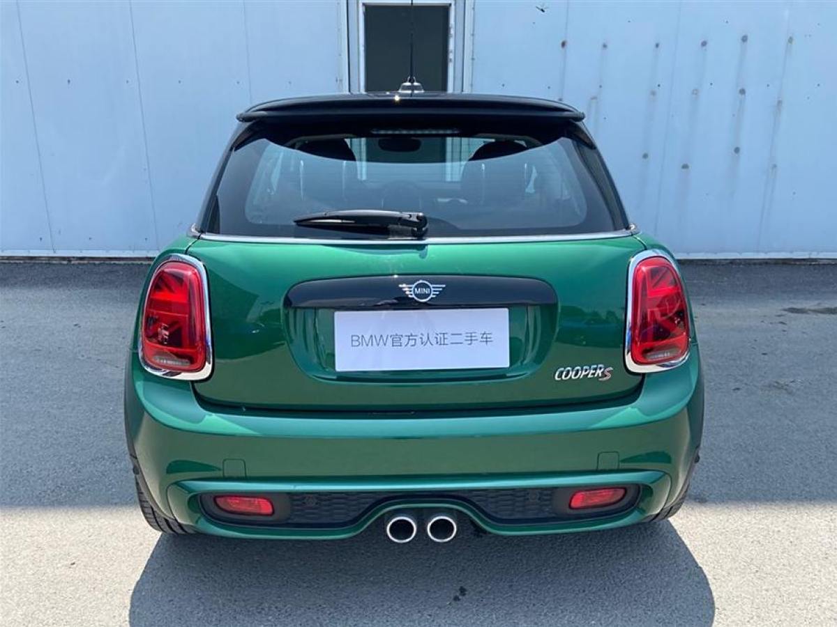 MINI MINI  2021款 2.0T COOPER S 經(jīng)典派圖片