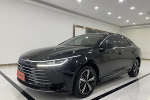 驱逐舰05 比亚迪 DM-i 120KM 尊贵型