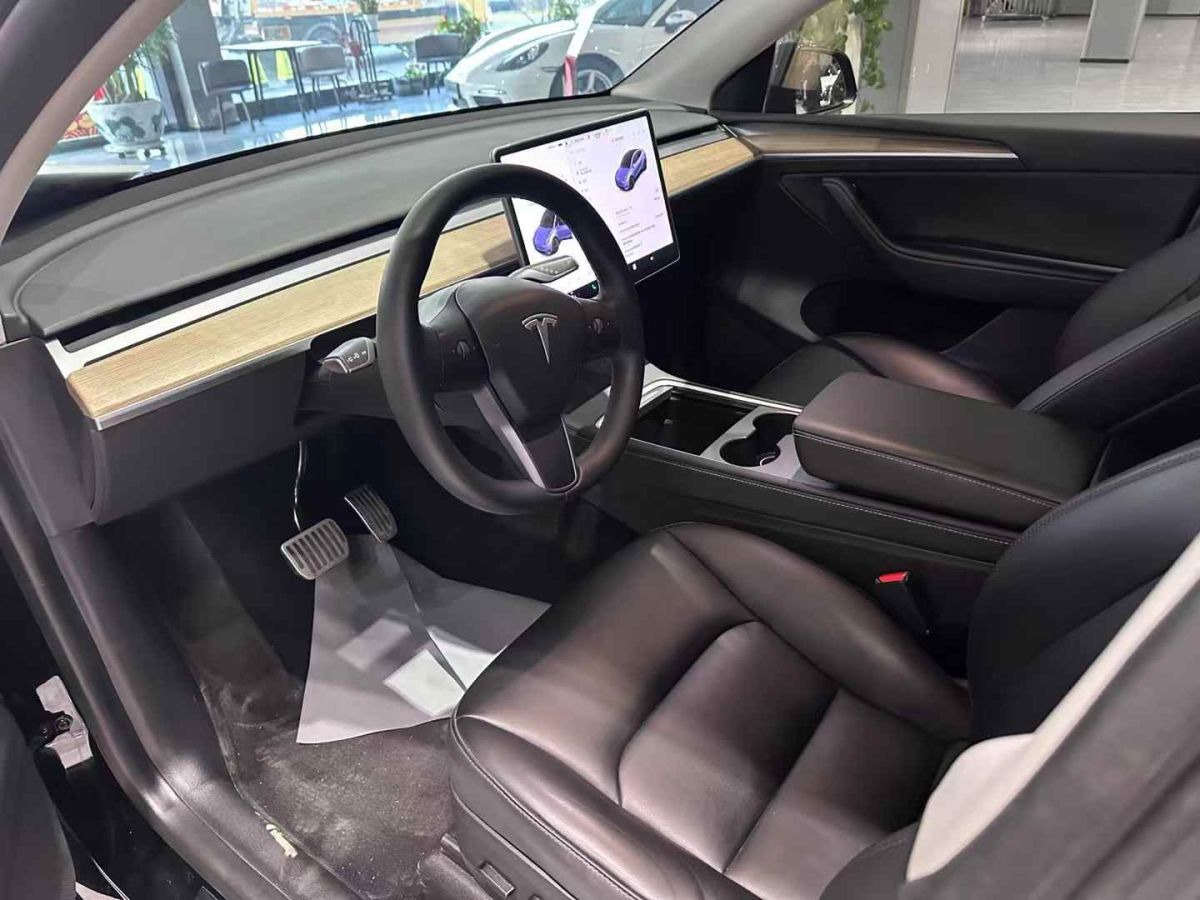 特斯拉 Model S  2021款 Plaid Plus 版圖片