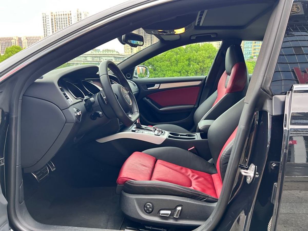 奧迪 奧迪S5  2012款 S5 3.0T Sportback圖片