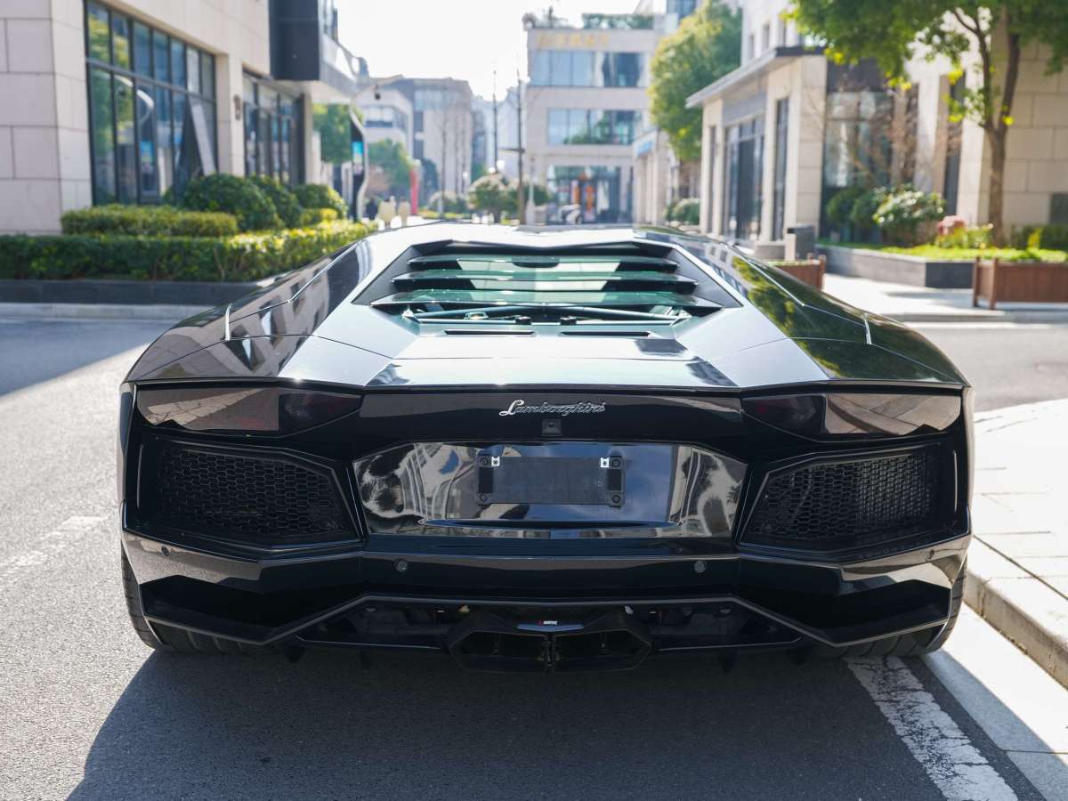 蘭博基尼 Aventador  2011款 LP 700-4圖片