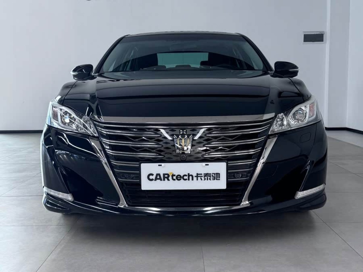 豐田 皇冠  2018款 2.0T 運動版圖片