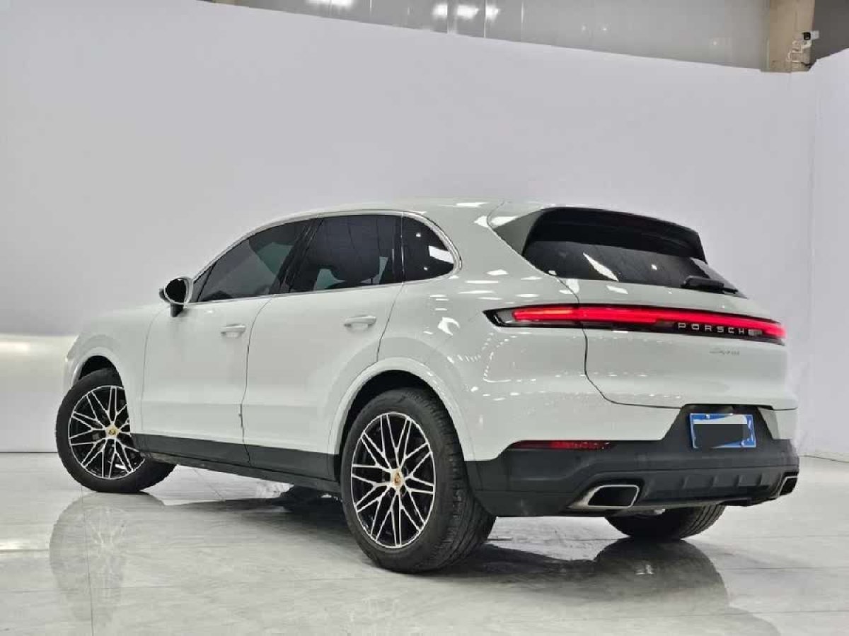 保時(shí)捷 Cayenne  2024款 Cayenne 3.0T圖片