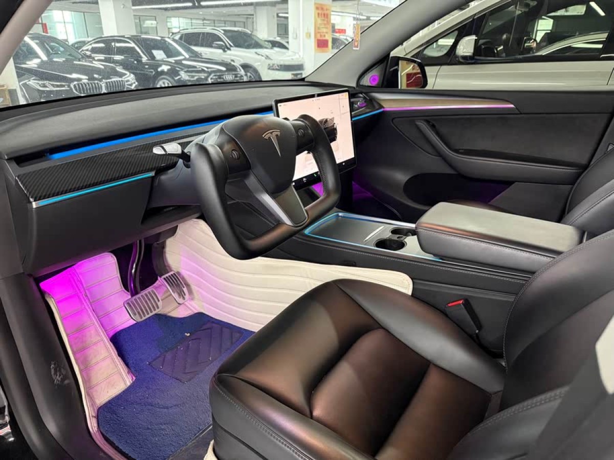 特斯拉 Model Y  2022款 改款 后輪驅(qū)動(dòng)版圖片