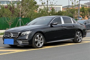 奔馳E級 奔馳 E 300 L 運動時尚型