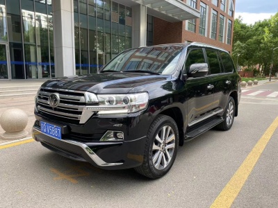 2019年8月 丰田 兰德酷路泽(进口) 5.7L VX-R 12气 底升(中东版)图片